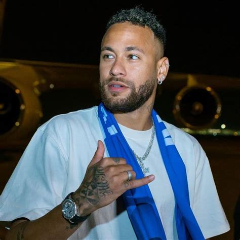 J Na Ar Bia Saudita Neymar Emitiu A Mesma Quantidade De Co Que Voc