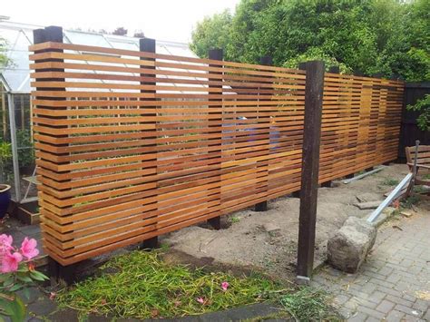 20 Unique Privacy Fence Ideas HomeDecorish