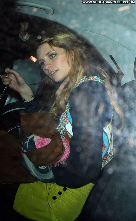 Mischa Barton No Source Beautiful Paparazzi Magazine Posing Hot Babe