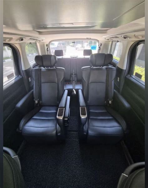 Hourly Limousine Service Alphard Vellfire MPV 7 Seater As Wedding Car