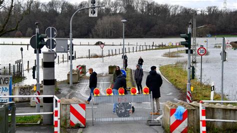 Deiche Nach NRW Hochwasser Aufgeweicht Haben Sanierungsbedarf