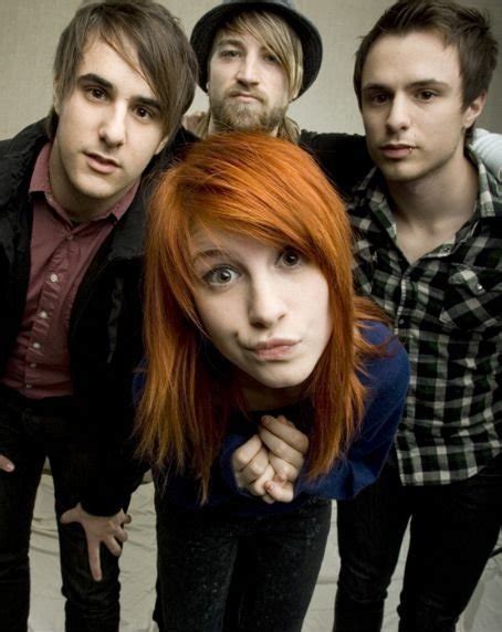 Paramore Wiki Mundo Extraordinário Amino