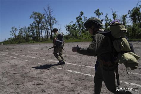 俄烏局勢新變數：烏軍戰爭罪犯被清算，俄戰略轟炸機炸塌烏大壩 每日頭條