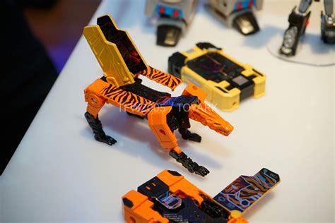 Nycc 2015 Blaster And G2 Menasor At Hasbro Preview Event