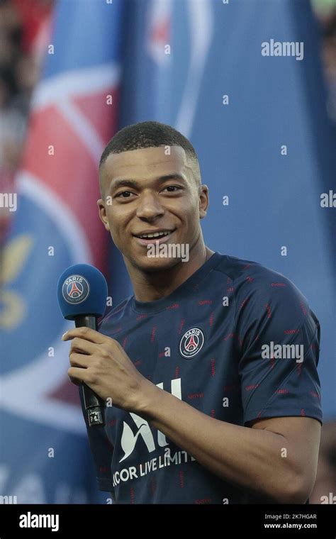 Sebastien Muylaert MAXPPP Paris 21 05 2022 Kylian Mbappe Posiert