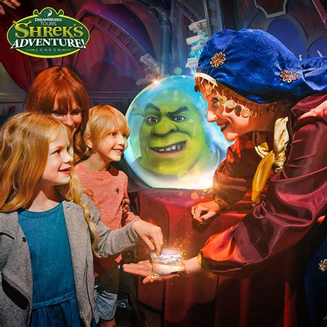 Shreks Adventure, Exclusive family ticket