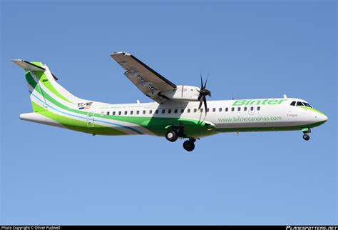 EC MIF Binter Canarias ATR 72 600 72 212A Photo By Oliver Pudwell