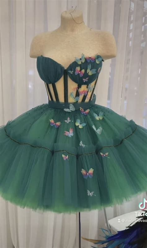 Pin De Chloe En Inspiration En 2023 Vestidos Para Chicas Vestidos