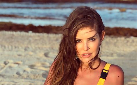 Vanessa Claudio porta lencería nude y manda mensaje de amor propio Fama