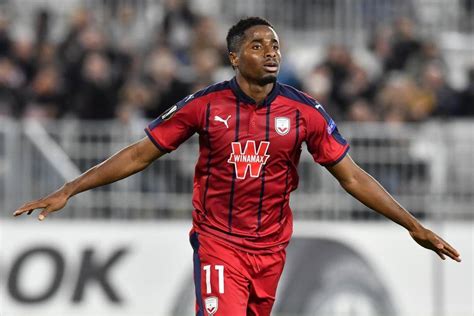 L As Monaco Suivrait Le Joueur De Bordeaux Fran Ois Kamano Var Matin