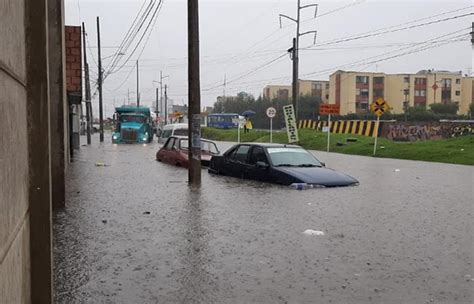 V As Inundadas El Resultado De Las Fuertes Y Constantes Lluvias En Bogot