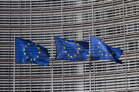 La UE incluye a otras cuatro personas y dos entidades en el régimen