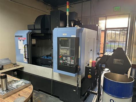 Used Doosan Mdl Dnm Ii Cnc Vertical Machining Centers W