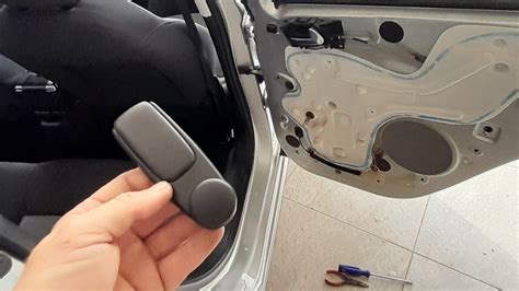 como remover forro de porta e maçaneta Peugeot 208 e de qualquer porta