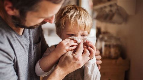 Sangue Dal Naso Nei Bambini Le Cause Dell Epistassi E Cosa Fare In