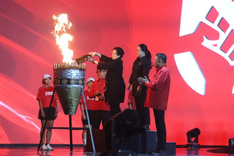 Megawati Resmi Buka Rakernas V Pdip