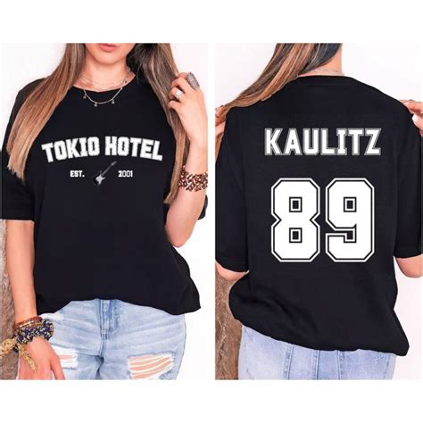 วงร็อค Kaulitz เสื้อยืดผ้าฝ้ายโรงแรม Tokio พิมพ์กลับของใช้จำเป็นฤดูร้อน