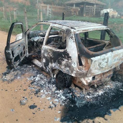 Portal Caparaó Carro corpo carbonizado encontrado na zona rural