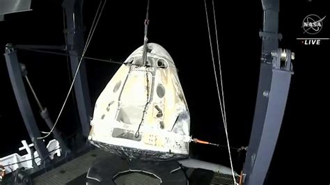 Spacex Crew Dragon Brings Four Astronauts From Iss Making First