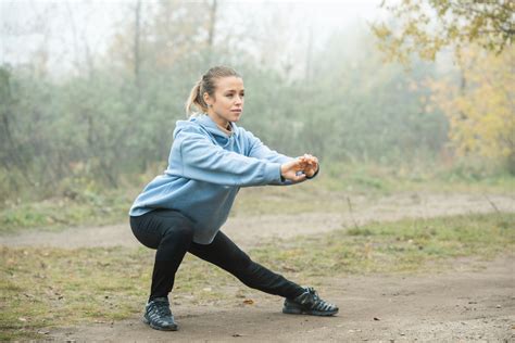 11 Dynamic Leg Stretches to Elevate Your Workout
