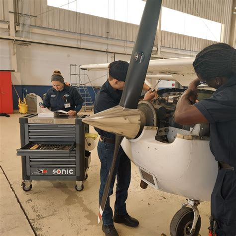 Aircraft Maintenance Program Aviation Maintenance Technology