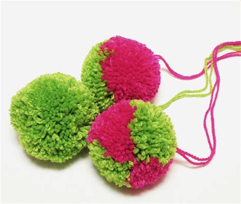 Handmade Pom Poms Large Wool Balls Yarn Balls Bright Pom