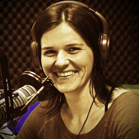 Alexandra Gravel - Thérapeute en gestion des émotions | Branche-toi sur toi