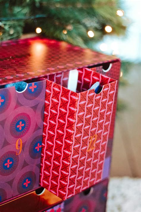 Inside Lookfantastics His And Hers Beauty Advent Calendars Worth Over