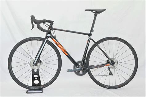 Vélo de route KTM Revelator Alto Shimano Ultegra 105 KSC20070096