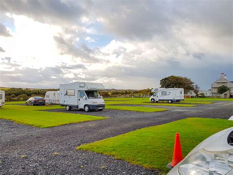 Campsites in Isle of Anglesey from £15/nt - Pitchup