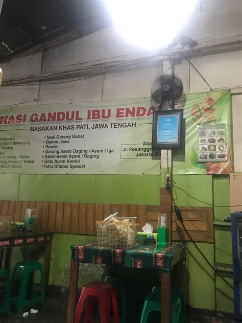 Harga Menu Nasi Gandul Bu Endang Khas Kota Pati Terbaru Di