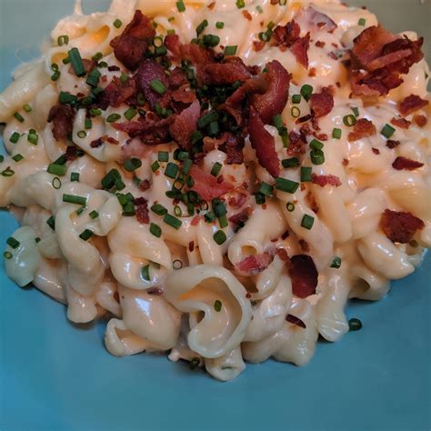 Homemade Mac And Cheese With Bacon Scrolller