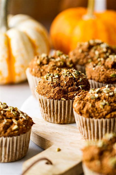 Vegan Pumpkin Muffins - The Simple Veganista