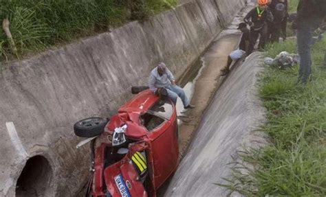 Motorista Sinais De Embriaguez Causa Acidente V Tima Blog Do