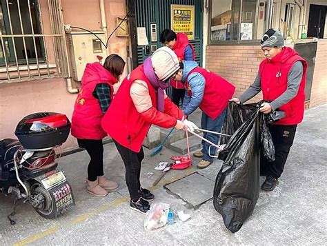 长风新村街道开展社区环境卫生综合整治