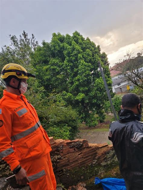 Chuvas Intensas Em Barbacena Causam Prejuízos E Transtorno à População