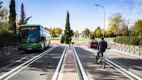 Polémica en Rivas entre defensores y críticos del carril bici segregado