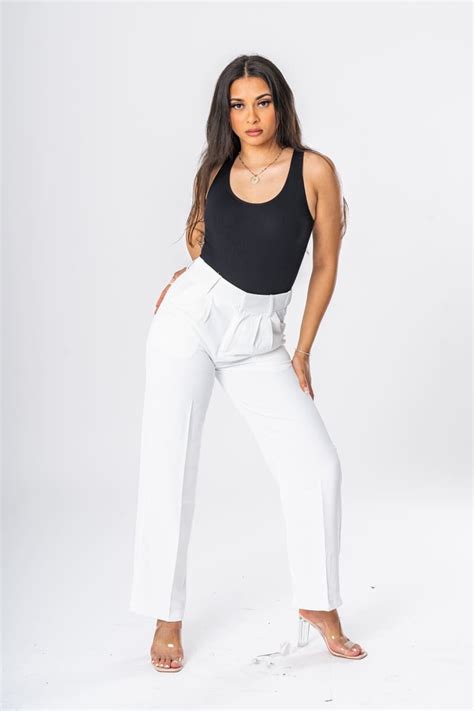 Pantalon Tailleur Blanc Taille Haute Cinelle Paris Mode Femme Tendance