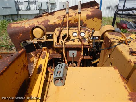 Massey Ferguson 200 Crawler Dozer In Bixby Ok Item Gy9776 Sold