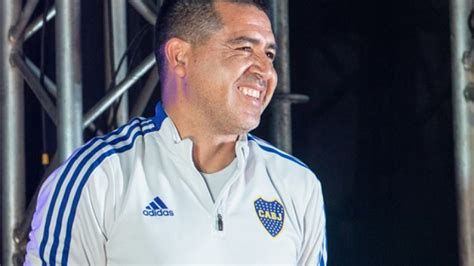 Es un gran entrenador afirmó Riquelme del flamante DT Almirón