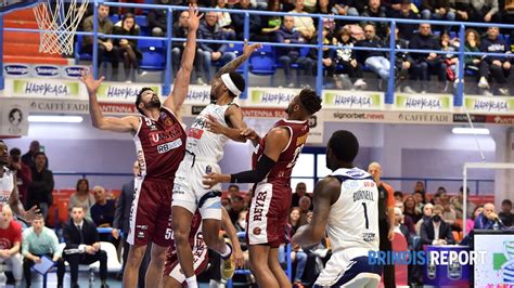 Riecco La Happy Casa Brindisi Grande Vittoria Contro Venezia Con Un