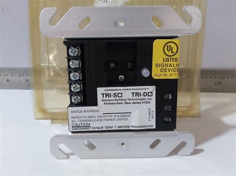 SIEMENS TRI D ADDRESSABLE INTERFACE MODULE TRID 500 896226 S N Ship