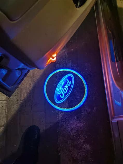 LED Car Logo Projetor Porta Luz lâmpada acessórios para Ford Mondeo 4