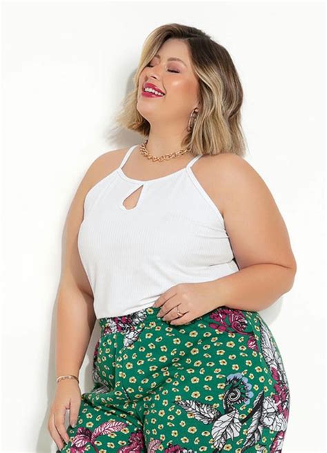 Blusa Branca de Alças Plus Size Marguerite