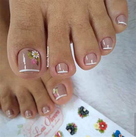 Pedicure Diseños Sencillos 16 Lindas Tendencias De Pedicura Para Lucir Con Zapatos Abiertos