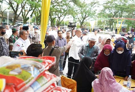 Pemprov Riau Gelar Pasar Murah Atasi Kenaikan Harga Beras Laman Riau