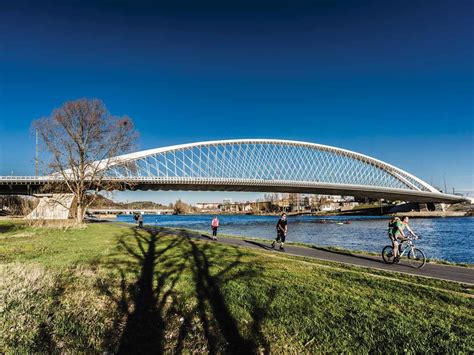 Prestressing of Steel Structures | Excon