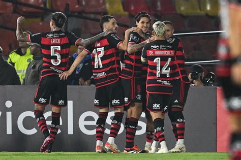 Técnico do Palestino elogia jogadores do Flamengo Difícil distinguir