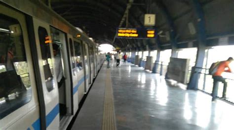 Delhi Metro Services Hit For 90 Mins Thousands Of Commuters Face