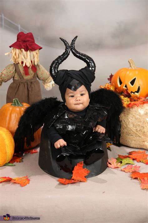 Maleficent Baby Costume - Photo 4/4